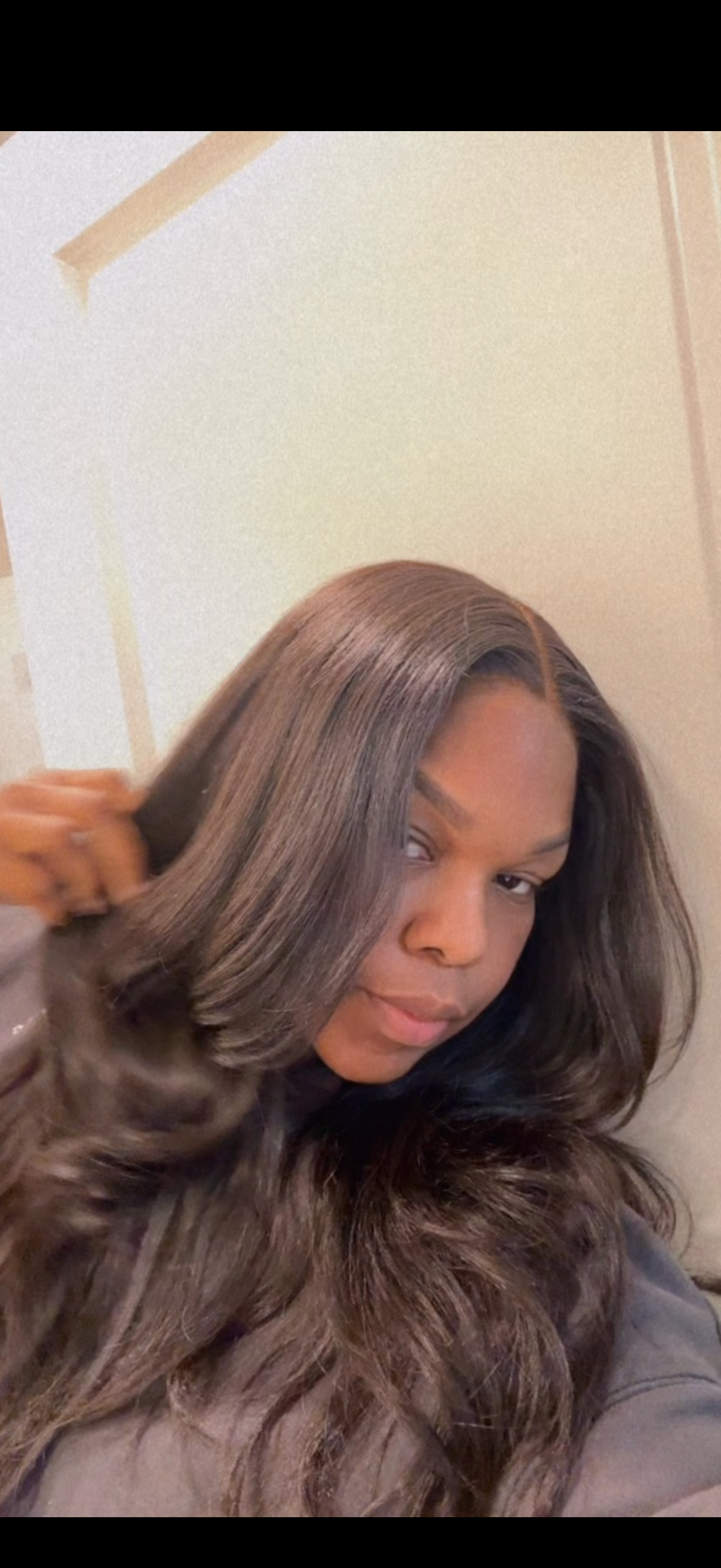 GLUELESS CLOSURE WIGS